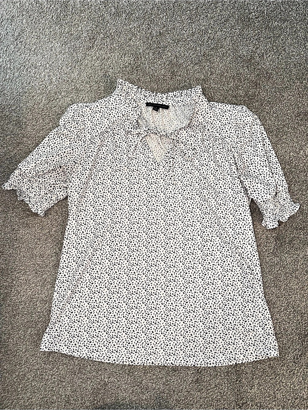 Adrianna Papell Printed Ruffle Blouse White & Black Small